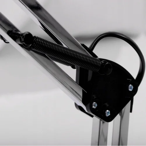 METALOWA LAMPKA BIURKOWA SREBRNA CHROM